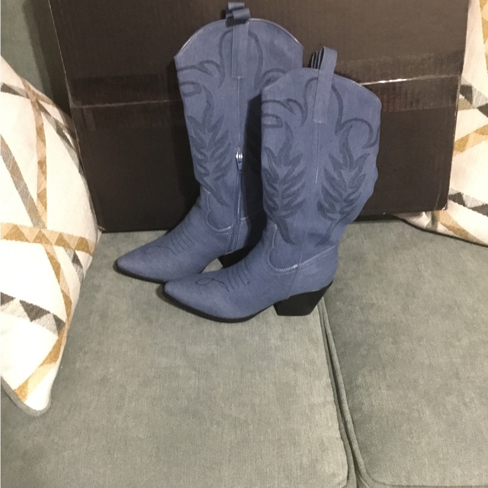 ❤️May Deniim YeeHaws DollsKill❤️‍🔥